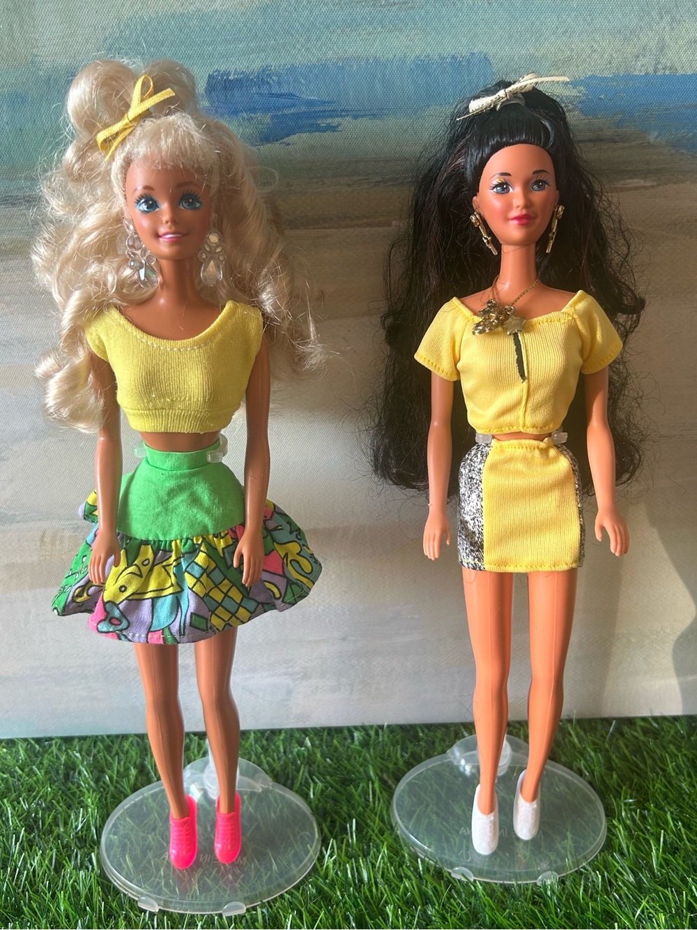 1993 SunJewel Barbie/1991 Sun Sensation Kira